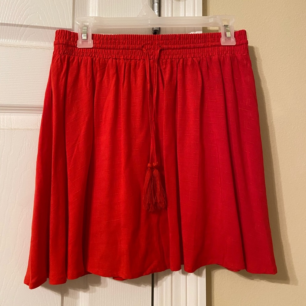 women’s skirt